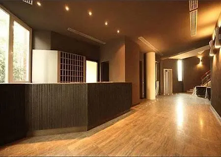 Residenza Cenisio 3* Milánó