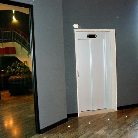 레지덴자 칼비노 3*